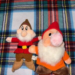 Seven dwarfs plushy, - Red, Orange & Brown Bearded Dolls